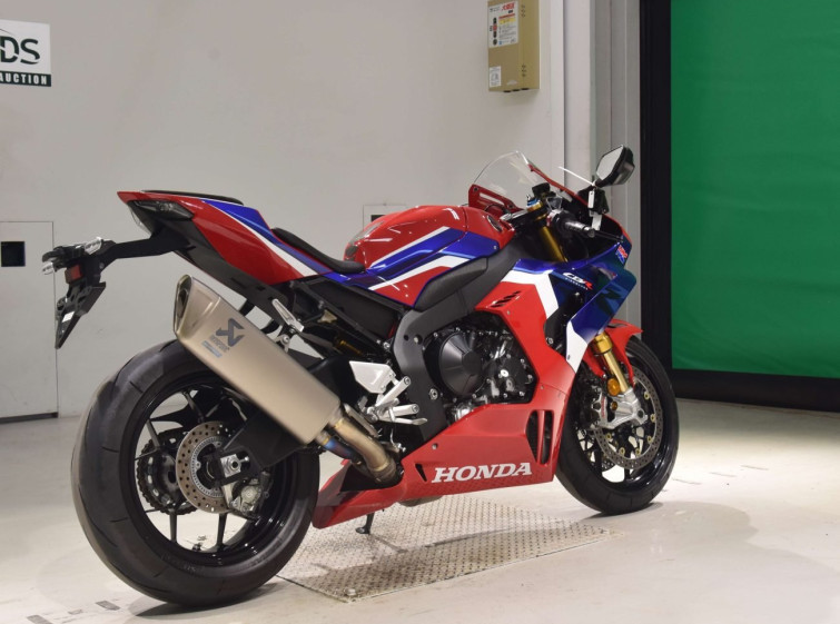Мотоцикл Honda CBR1000RR SP з пробігом 4228 km