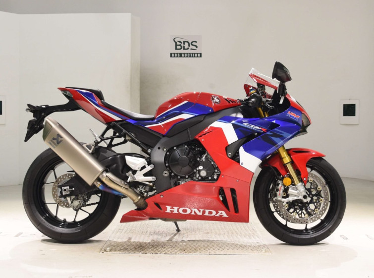 Мотоцикл Honda CBR1000RR SP з пробігом 4228 km