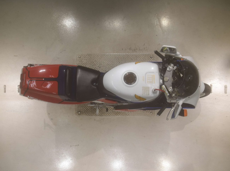 Мотоцикл Honda VFR750R з пробігом 10694 km