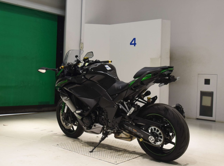 Мотоцикл Kawasaki ninja 1000 sx з пробігом 5163 km
