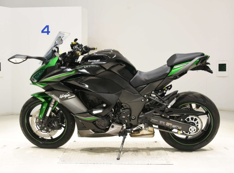 Мотоцикл Kawasaki ninja 1000 sx з пробігом 5163 km