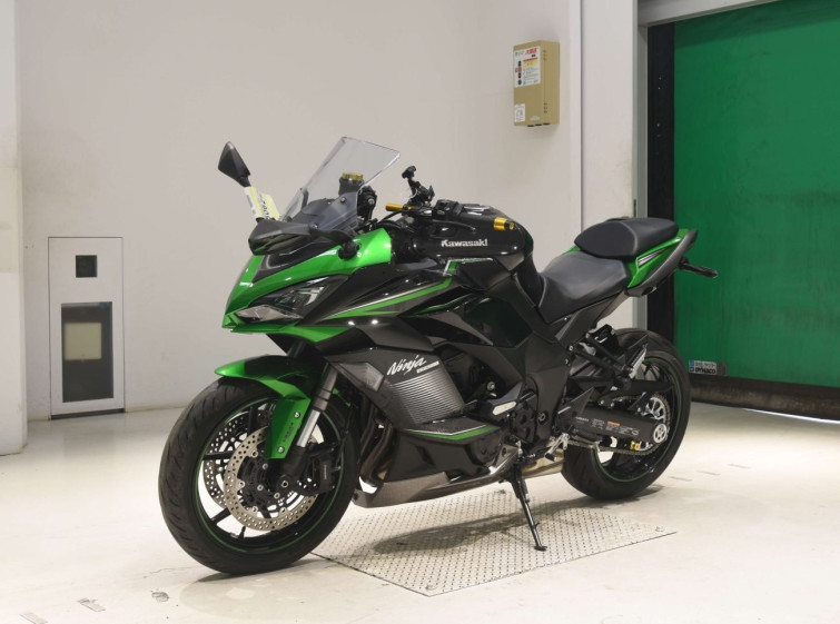 Мотоцикл Kawasaki ninja 1000 sx з пробігом 5163 km