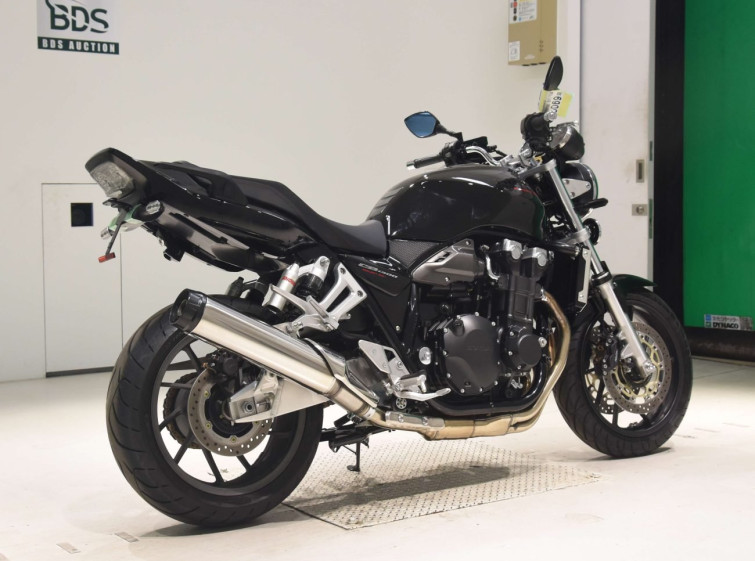 Мотоцикл Honda CB1300SF з пробігом 666 km