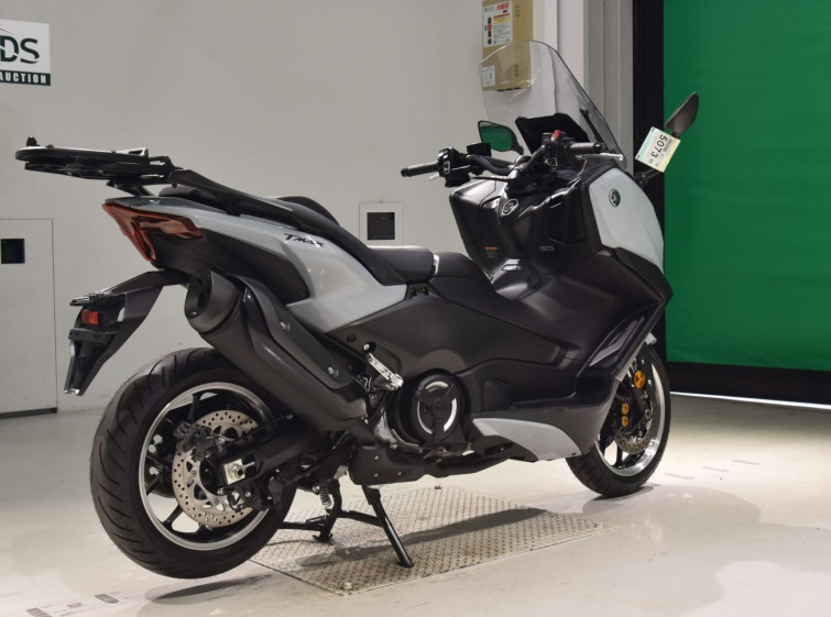 Мотоцикл Yamaha T-MAX560T с пробегом 602 km