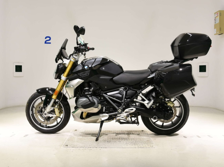 Мотоцикл BMW R1250R с пробегом 6897 km
