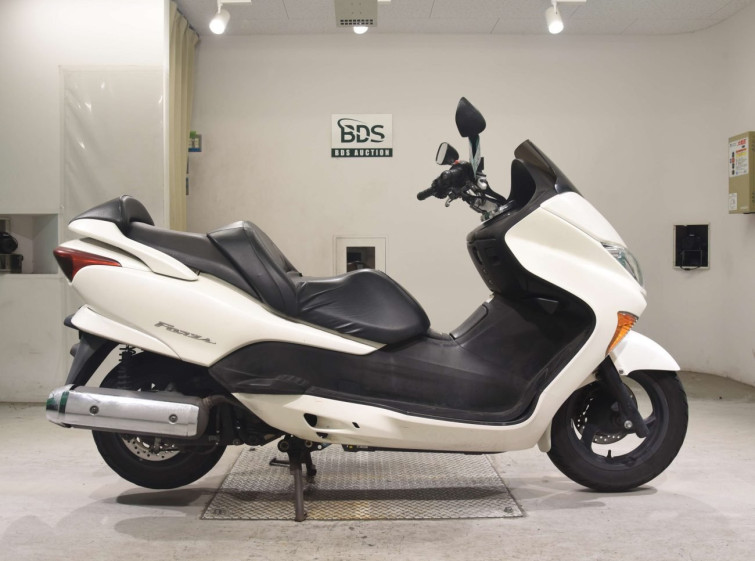 Мотоцикл Honda FORZA Z з пробігом 26395 km