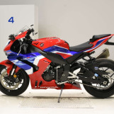 Мотоцикл Honda CBR1000RR с пробегом 5571 km
