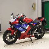 Мотоцикл Honda CBR1000RR с пробегом 5571 km
