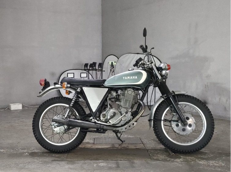 Мотоцикл Yamaha SR400 с пробегом 24385 km