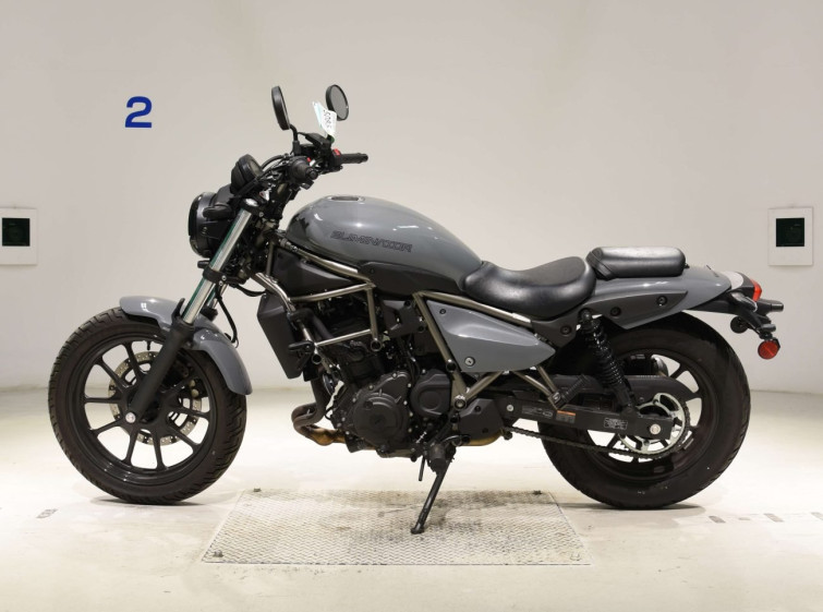 Мотоцикл Kawasaki ELIMINATOR400-3 з пробігом 5272 km