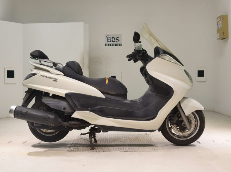 Мотоцикл Yamaha MAJESTY 400 з пробігом 11745 km