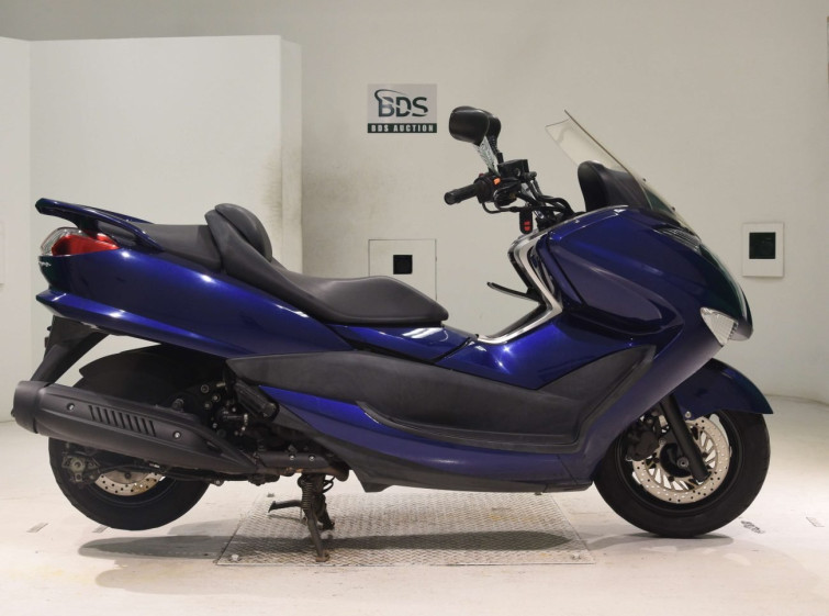 Мотоцикл Yamaha MAJESTY 250 с пробегом 28751 km