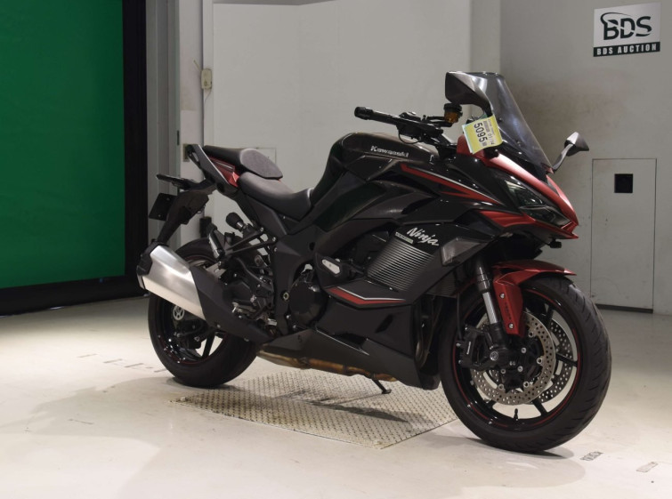 Мотоцикл Kawasaki ninja 1000 sx з пробігом 5819 km