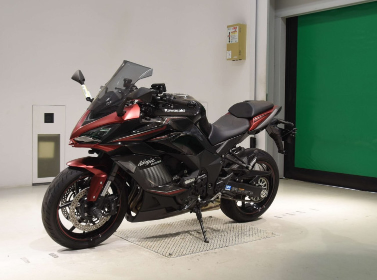 Мотоцикл Kawasaki ninja 1000 sx з пробігом 5819 km