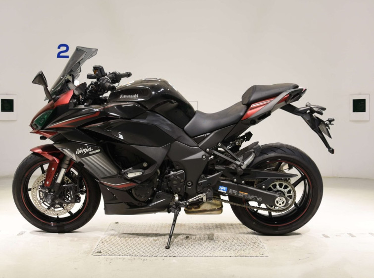 Мотоцикл Kawasaki ninja 1000 sx з пробігом 5819 km