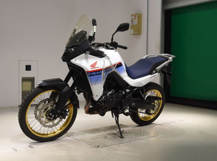 Мотоцикл Honda XL750TRANSALP з пробігом 2807 km