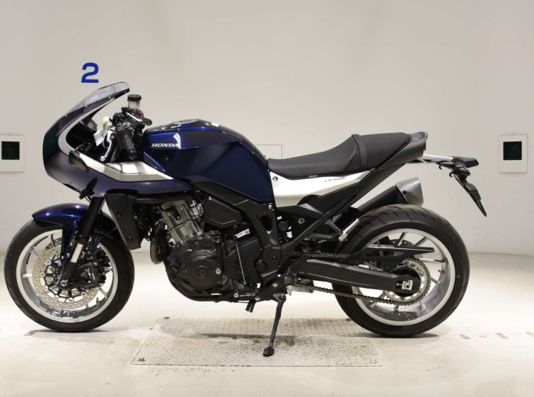 Мотоцикл Honda HAWK11 з пробігом 2207 km