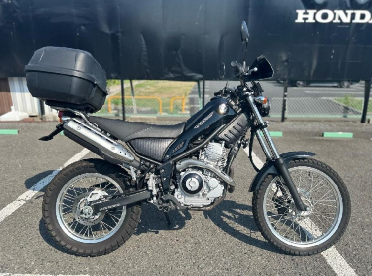 Мотоцикл Yamaha TRICKER з пробігом 893 km