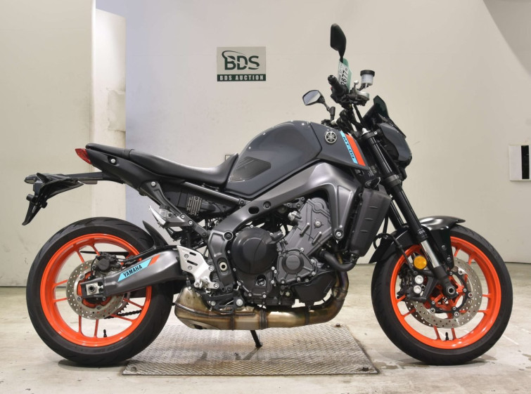 Мотоцикл Yamaha MT-09 с пробегом 3484 km