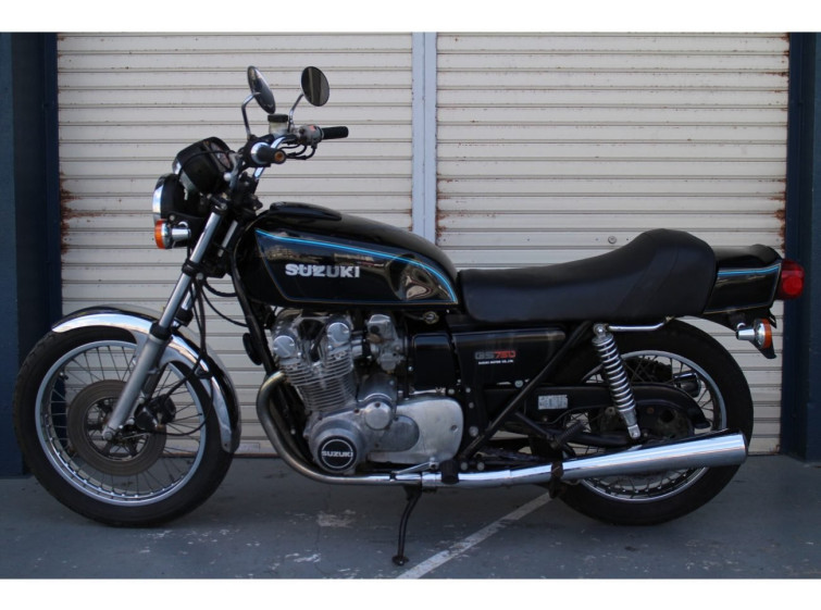 Мотоцикл Suzuki GS750 с пробегом 24980 m