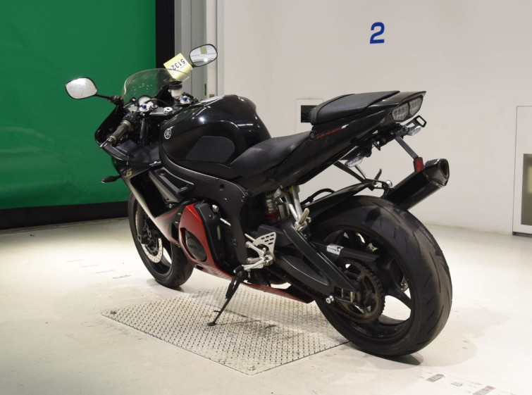 Мотоцикл Yamaha YZF-R6 з пробігом 82072 km