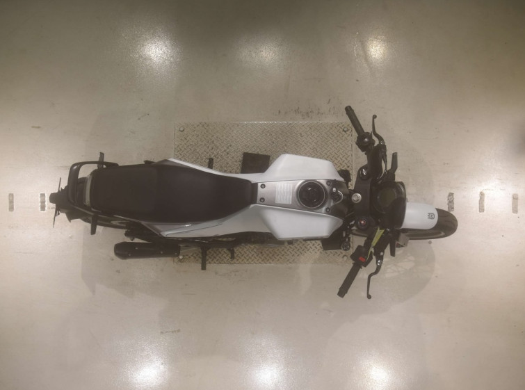 Мотоцикл Husqvarna VITPILEN 401 с пробегом 6243 km