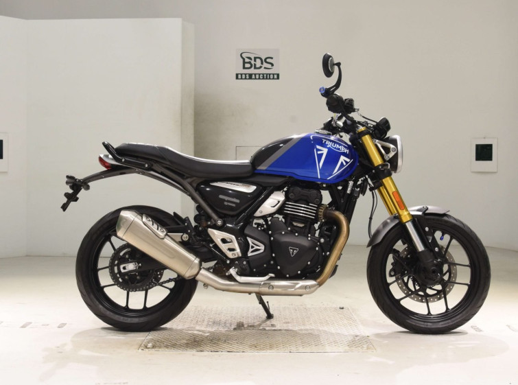 Мотоцикл Triumph speed 400 з пробігом 5058 km