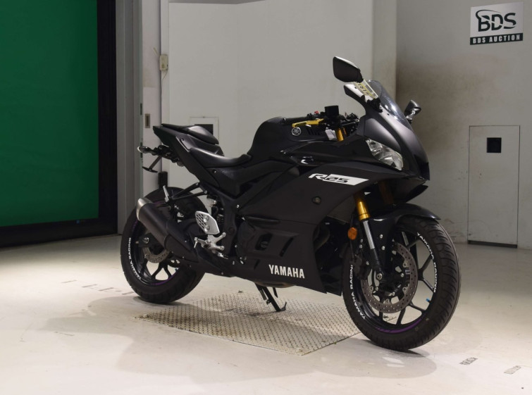 Мотоцикл Yamaha YZF-R25 с пробегом 15787 km