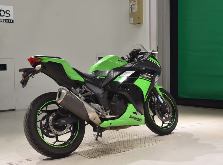 Мотоцикл Kawasaki NINJA250 с пробегом 66967 km