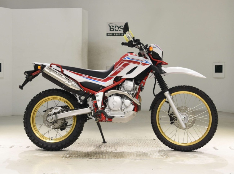 Мотоцикл Yamaha SEROW XT250 з пробігом 8521 km