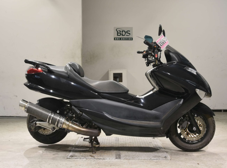 Мотоцикл Yamaha MAJESTY 250