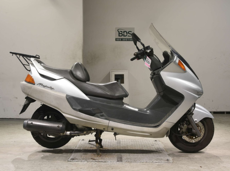Мотоцикл Yamaha MAJESTY 250 с пробегом 43823 km