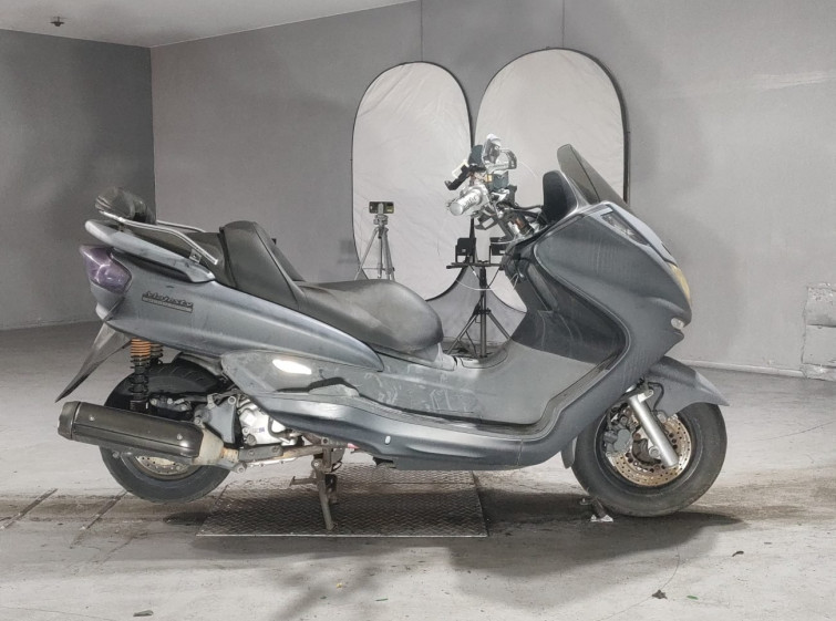 Мотоцикл Yamaha MAJESTY 250C