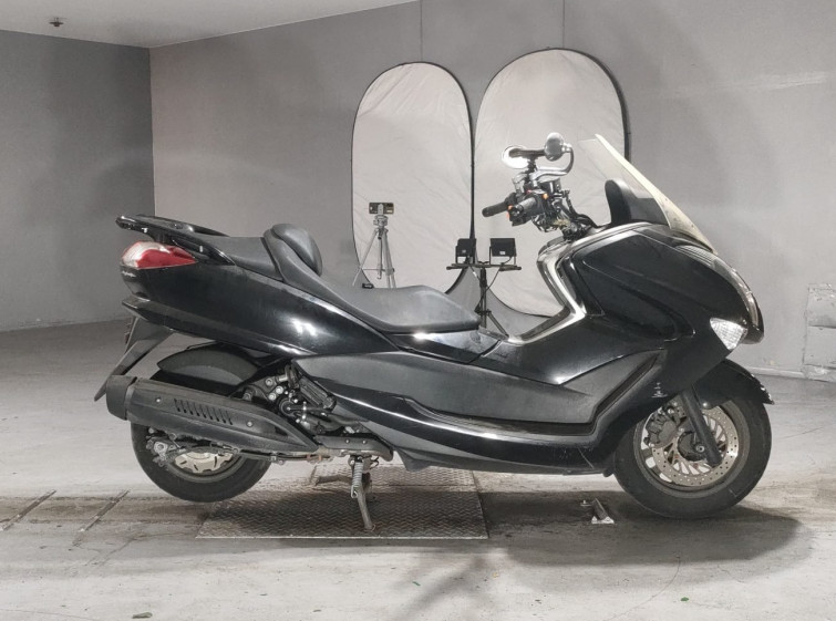 Мотоцикл Yamaha MAJESTY 250