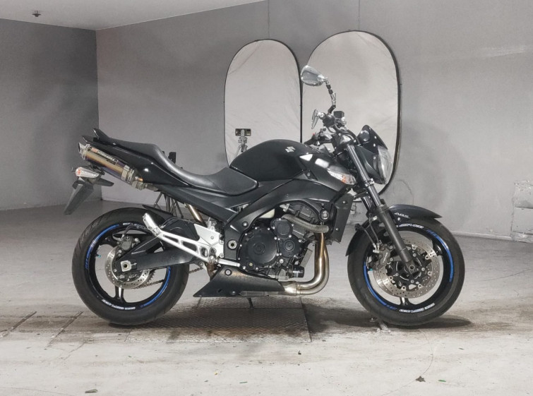 Мотоцикл Suzuki GSR400 з пробігом 50025 km
