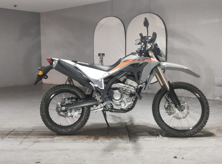 Мотоцикл Honda CRF250L с пробегом 2406 km
