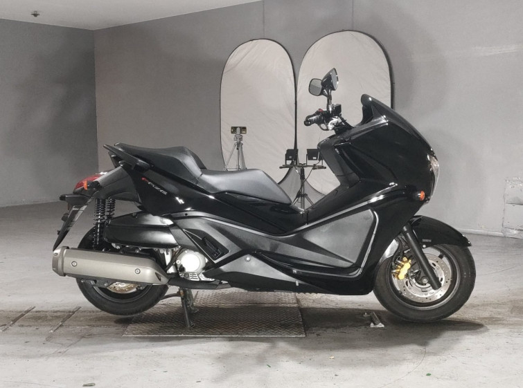 Мотоцикл Honda FAZE з пробігом 21123 km