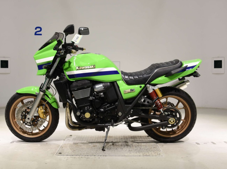Мотоцикл Kawasaki ZRX1200 DAEG з пробігом 1684 km