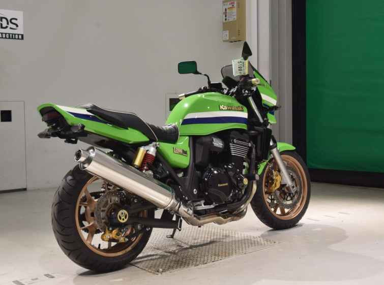Мотоцикл Kawasaki ZRX1200 DAEG з пробігом 1684 km
