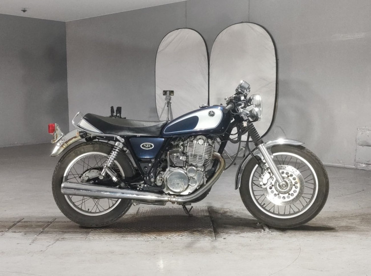 Мотоцикл Yamaha SR400 с пробегом 11540 km