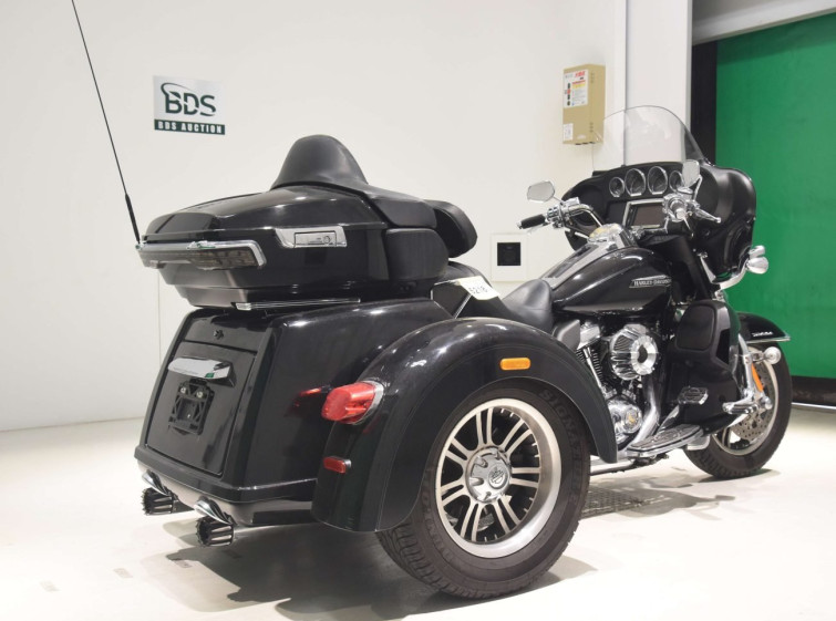 Мотоцикл HD ELECTRA GLIDE FLHTCU1750 TRIKE с пробегом 12169 km