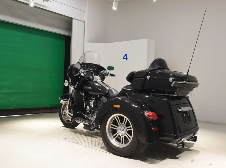 Мотоцикл HD ELECTRA GLIDE FLHTCU1750 TRIKE с пробегом 12169 km