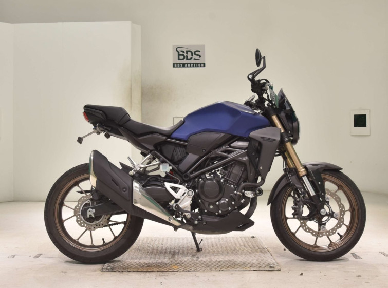 Мотоцикл Honda CB250RA с пробегом 4454 km
