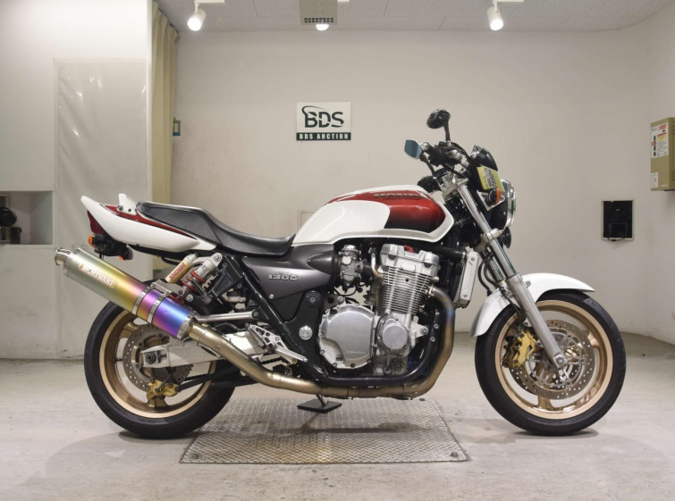 Мотоцикл Honda CB1300SF с пробегом 38820 km