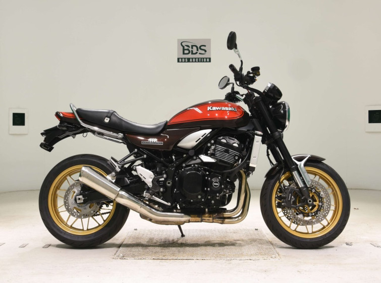 Мотоцикл Kawasaki Z900RS с пробегом 14129 km
