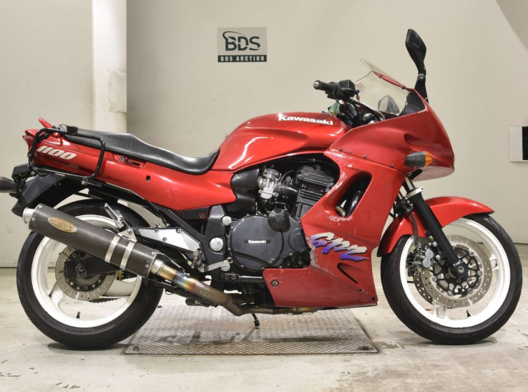 Мотоцикл Kawasaki GPZ1100 з пробігом 83703 km