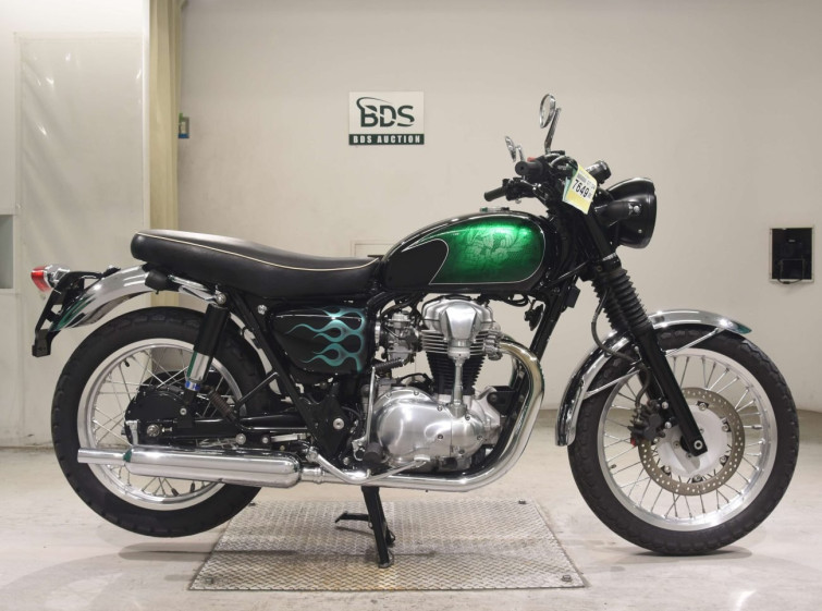 Мотоцикл Kawasaki W650 с пробегом 13220 km