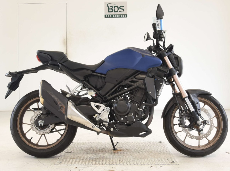 Мотоцикл Honda CB250RA з пробігом 20728 km