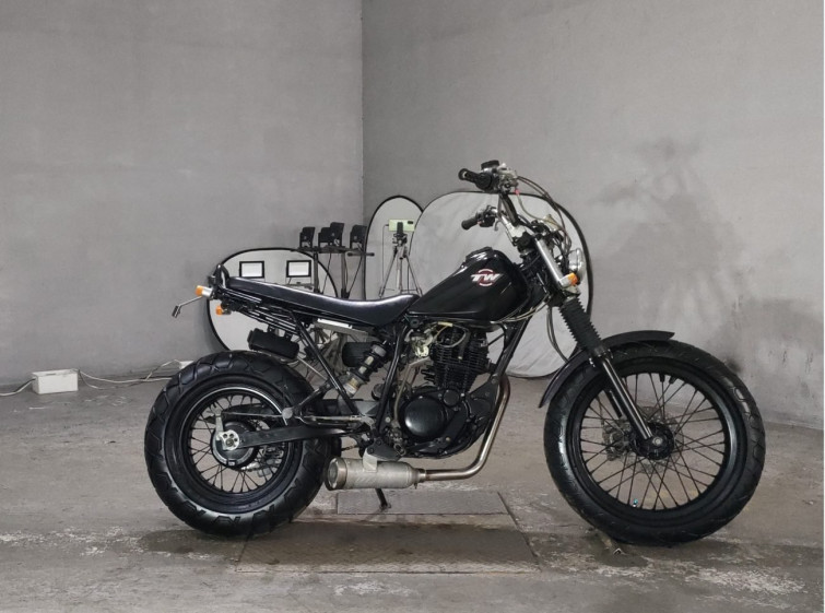 Мотоцикл Yamaha TW200 с пробегом 18167 km