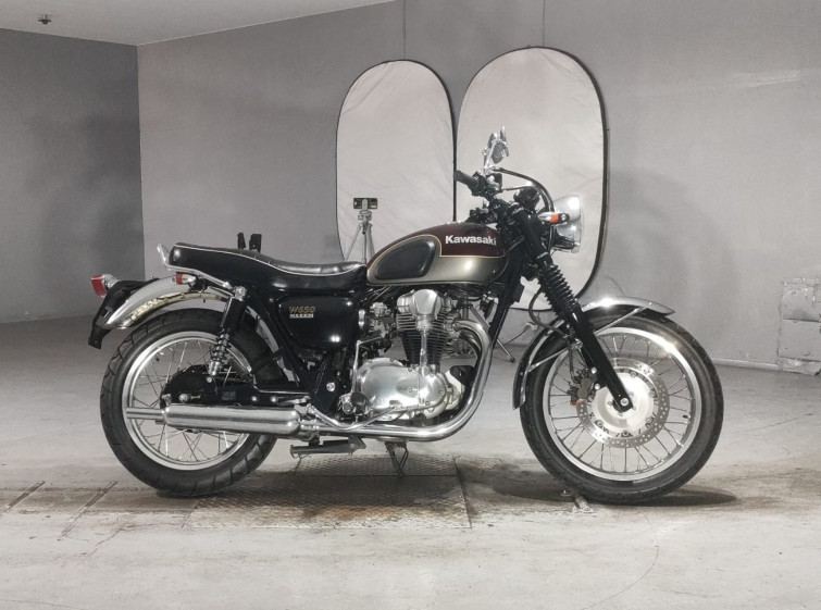 Мотоцикл Kawasaki W650 с пробегом 82059 km